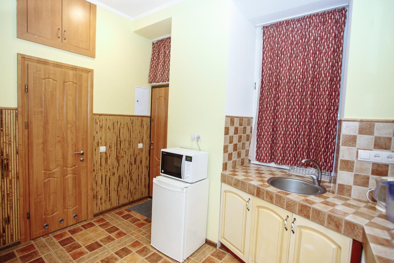 Apartment Near Armenian Cathedral Leopoli Esterno foto