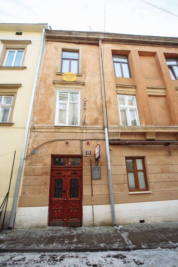 Apartment Near Armenian Cathedral Leopoli Esterno foto